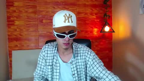 Snapshot of bastiaan_28 chatting on 21, 2, 2025 Bastian online show from 21, 2, 2025