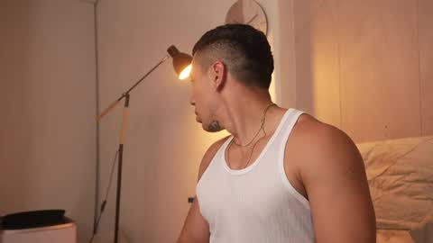 Snapshot of bastian_franco01 chatting on 15, 5, 2026 Bastian Independent Model online show from 15, 5, 2026