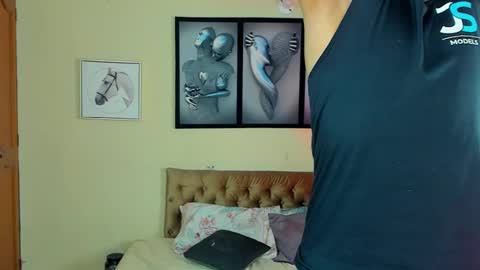 Snapshot of bastian_jones1 chatting on 22, 1, 2025 bastian_jones1 online show from 22, 1, 2025