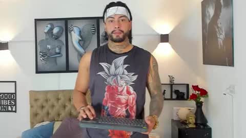 Snapshot of bastian_jones1 chatting on 6, 10, 2025 bastian_jones1 online show from 6, 10, 2025