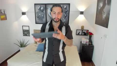 Snapshot of bastian_jones1 chatting on 19, 10, 2025 bastian_jones1 online show from 19, 10, 2025