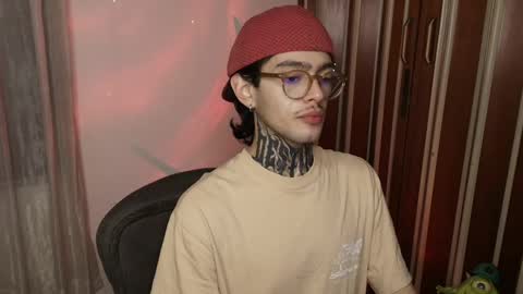 Snapshot of bastiel_ chatting on 5, 6, 2026 Bastiel online show from 5, 6, 2026
