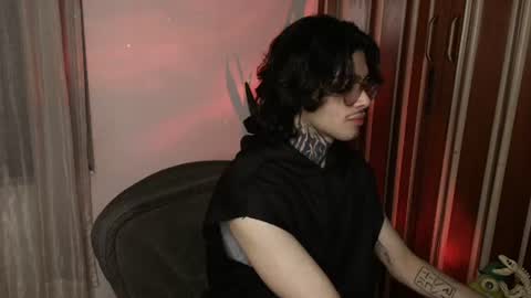 Snapshot of bastiel_ chatting on 10, 7, 2026 Bastiel online show from 10, 7, 2026