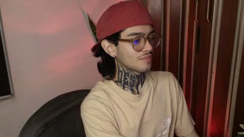 Snapshot of bastiel_ chatting on 23, 7, 2026 Bastiel online show from 23, 7, 2026