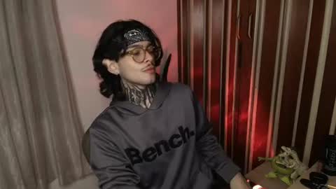 Snapshot of bastiel_ chatting on 30, 7, 2026 Bastiel online show from 30, 7, 2026