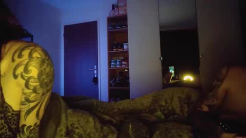 Snapshot of bastone66 chatting on 16, 11, 2025 bastone66 online show from 16, 11, 2025