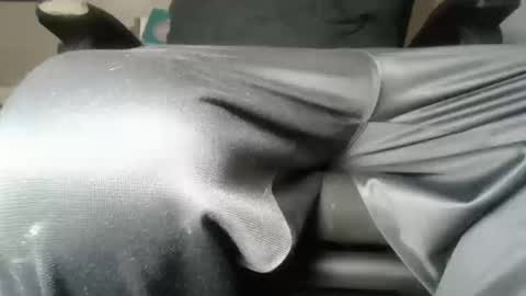 Snapshot of batmannrobin1313 chatting on 17, 10, 2025 archangel online show from 17, 10, 2025