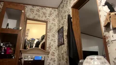 Snapshot of battlewolfxx chatting on 5, 1, 2025 battlewolfxx online show from 5, 1, 2025