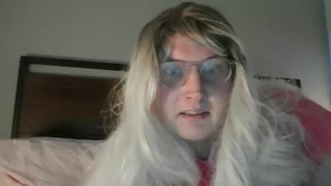 Snapshot of bawblejam chatting on 13, 12, 2024 BjBambi online show from 13, 12, 2024