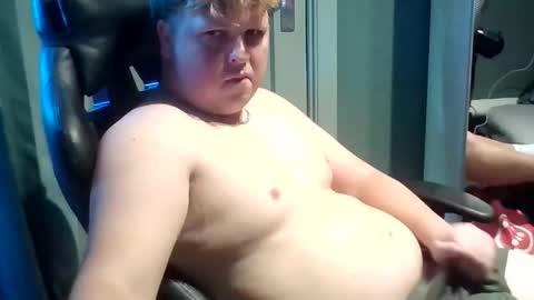 Snapshot of bawly13 chatting on 22, 10, 2025 ray online show from 22, 10, 2025