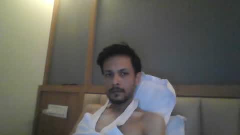 Snapshot of baybeeboi4u2 chatting on 17, 6, 2026 Neel online show from 17, 6, 2026