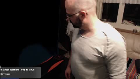 bazzz_8 online show from 25, 12, 2024