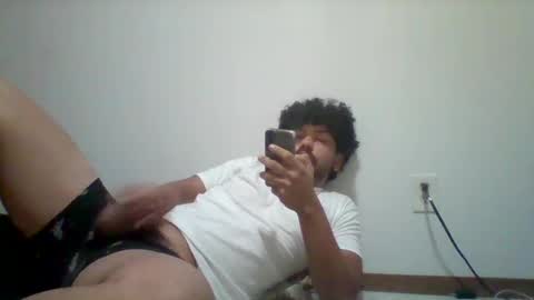 Snapshot of bbbbbro21 chatting on 13, 12, 2024 bbbbbro21 online show from 13, 12, 2024