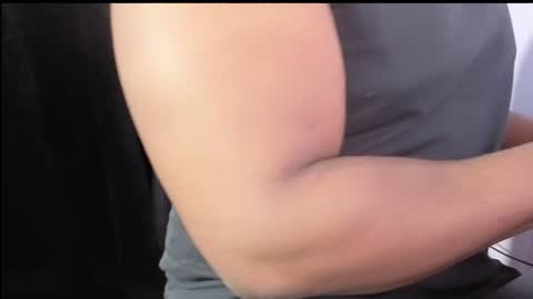 Snapshot of bbcthomas123112 chatting on 30, 1, 2025 bbcthomas123112 online show from 30, 1, 2025