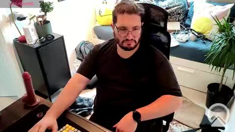 CallMeDaddy online show from 6, 1, 2025