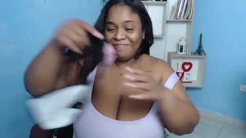 Snapshot of bbw_charlote chatting on 2, 2, 2025 Charlote online show from 2, 2, 2025