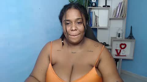 Snapshot of bbw_charlote chatting on 8, 2, 2025 Charlote online show from 8, 2, 2025