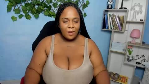 Snapshot of bbw_charlote chatting on 18, 11, 2025 Charlote online show from 18, 11, 2025