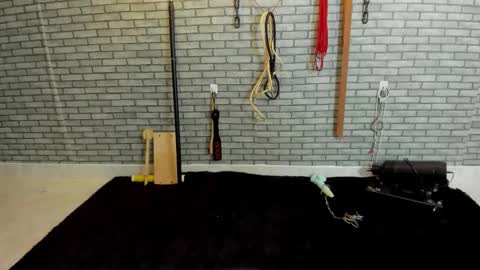 Meduza  online show from 20, 10, 2025