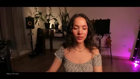 Snapshot of be_lov chatting on 27, 2, 2025 Call me Bells Next Stream on Wednesday Feb 26 online show from 27, 2, 2025