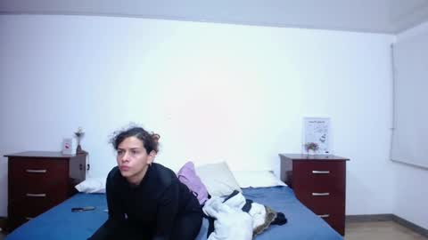 Sara  Juan online show from 4, 11, 2025