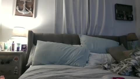 Emma online show from 10, 10, 2025