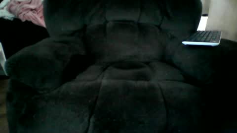 Snapshot of beachguy38 chatting on 19, 6, 2026 beachguy38 online show from 19, 6, 2026