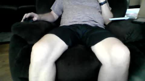 Snapshot of beachguy38 chatting on 8, 8, 2026 beachguy38 online show from 8, 8, 2026