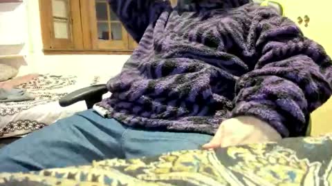 DOM bear online show from 5, 4, 2026