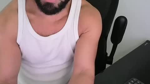 Snapshot of beard_top_guy chatting on 28, 5, 2026 Beard Guy online show from 28, 5, 2026