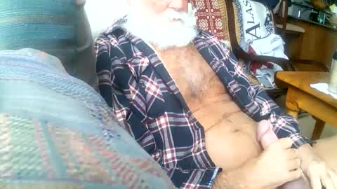 Snapshot of beardbushy chatting on 27, 2, 2025 beardbushy online show from 27, 2, 2025