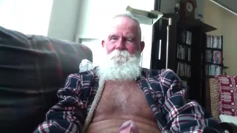 Snapshot of beardbushy chatting on 9, 9, 2025 beardbushy online show from 9, 9, 2025
