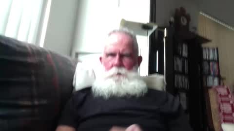 Snapshot of beardbushy chatting on 20, 9, 2025 beardbushy online show from 20, 9, 2025