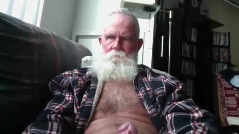 Snapshot of beardbushy chatting on 9, 11, 2025 beardbushy online show from 9, 11, 2025