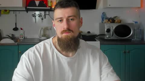 Snapshot of bearded_legend chatting on 8, 12, 2024 Zeus online show from 8, 12, 2024