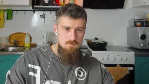 Snapshot of bearded_legend chatting on 23, 1, 2025 Zeus online show from 23, 1, 2025