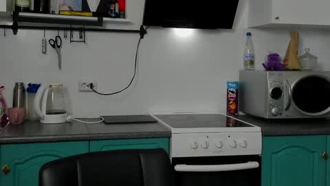 Snapshot of bearded_legend chatting on 9, 10, 2025 Zeus online show from 9, 10, 2025