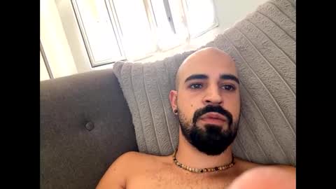 Ask me online show from 6, 10, 2025