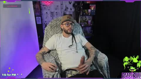 Snapshot of beastbxy chatting on 13, 2, 2025 beast bxy online show from 13, 2, 2025