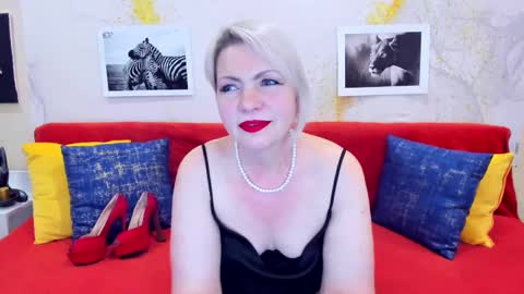 Snapshot of beatifullhellenx chatting on 6, 3, 2025 BeatifullHellen online show from 6, 3, 2025
