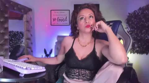 Snapshot of beatricez chatting on 9, 11, 2025 Chanel online show from 9, 11, 2025