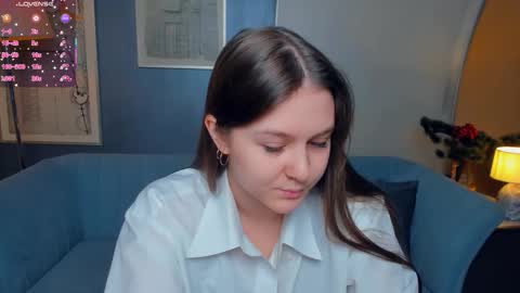 Beatrix or Triss3 online show from 15, 10, 2025