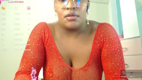 Snapshot of beatziedreams chatting on 27, 1, 2025 Beatzie online show from 27, 1, 2025