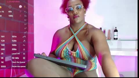 Snapshot of beatziedreams chatting on 16, 10, 2025 Beatzie online show from 16, 10, 2025