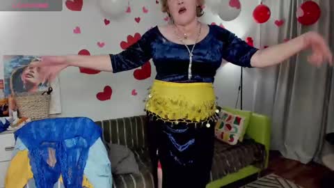 your Lana online show from 8, 2, 2025