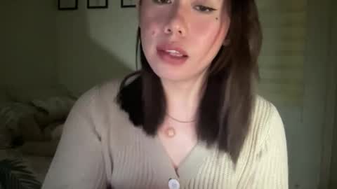 Snapshot of beautiful_lust69 chatting on 2, 12, 2024 Sweet Aya online show from 2, 12, 2024