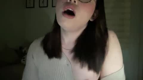 Snapshot of beautiful_lust69 chatting on 21, 12, 2024 Sweet Aya online show from 21, 12, 2024