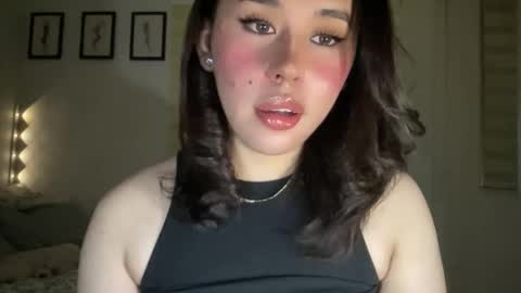 Snapshot of beautiful_lust69 chatting on 26, 11, 2025 Sweet Aya online show from 26, 11, 2025