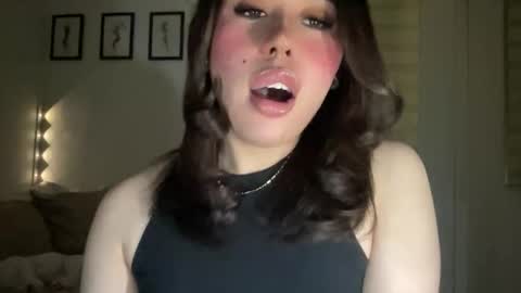 Snapshot of beautiful_lust69 chatting on 4, 12, 2025 Sweet Aya online show from 4, 12, 2025