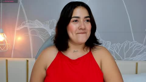 Snapshot of beautifulgirl4u_ chatting on 7, 5, 2026 online show from 7, 5, 2026